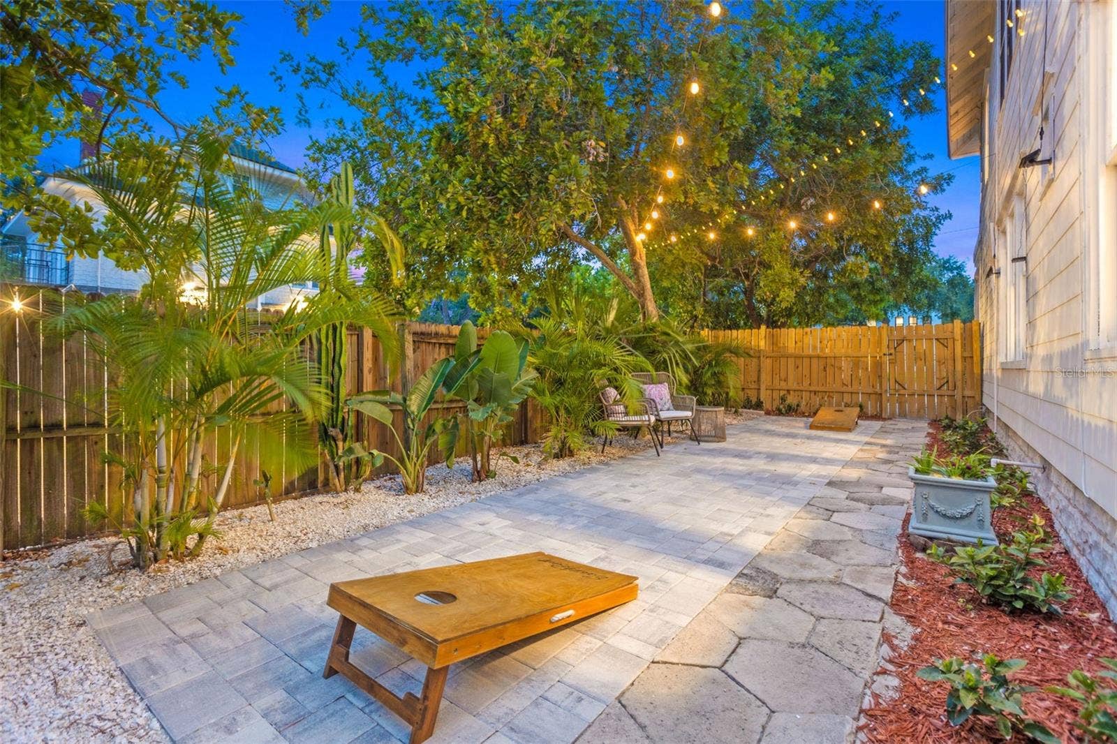 1423 DR MARTIN LUTHER KING JR STREET N, St Petersburg, FL 33704 1423 DR MARTIN LUTHER KING JR STREET N, St Petersburg, FL 33704