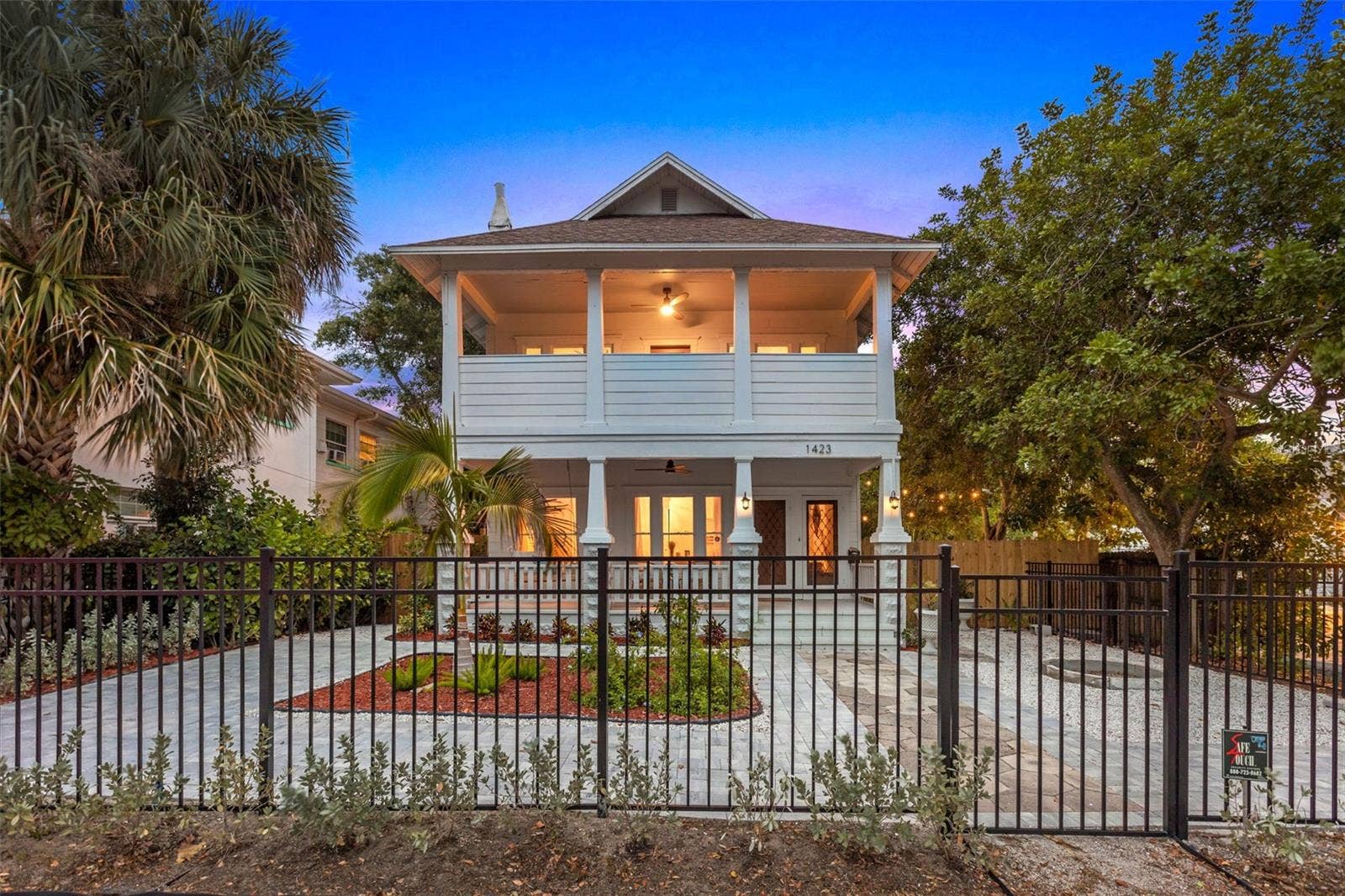 1423 DR MARTIN LUTHER KING JR STREET N, St Petersburg, FL 33704 1423 DR MARTIN LUTHER KING JR STREET N, St Petersburg, FL 33704