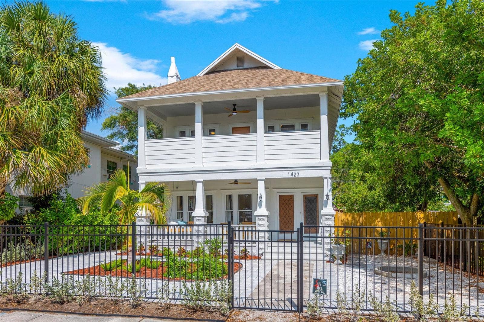 1423 DR MARTIN LUTHER KING JR STREET N, St Petersburg, FL 33704 1423 DR MARTIN LUTHER KING JR STREET N, St Petersburg, FL 33704