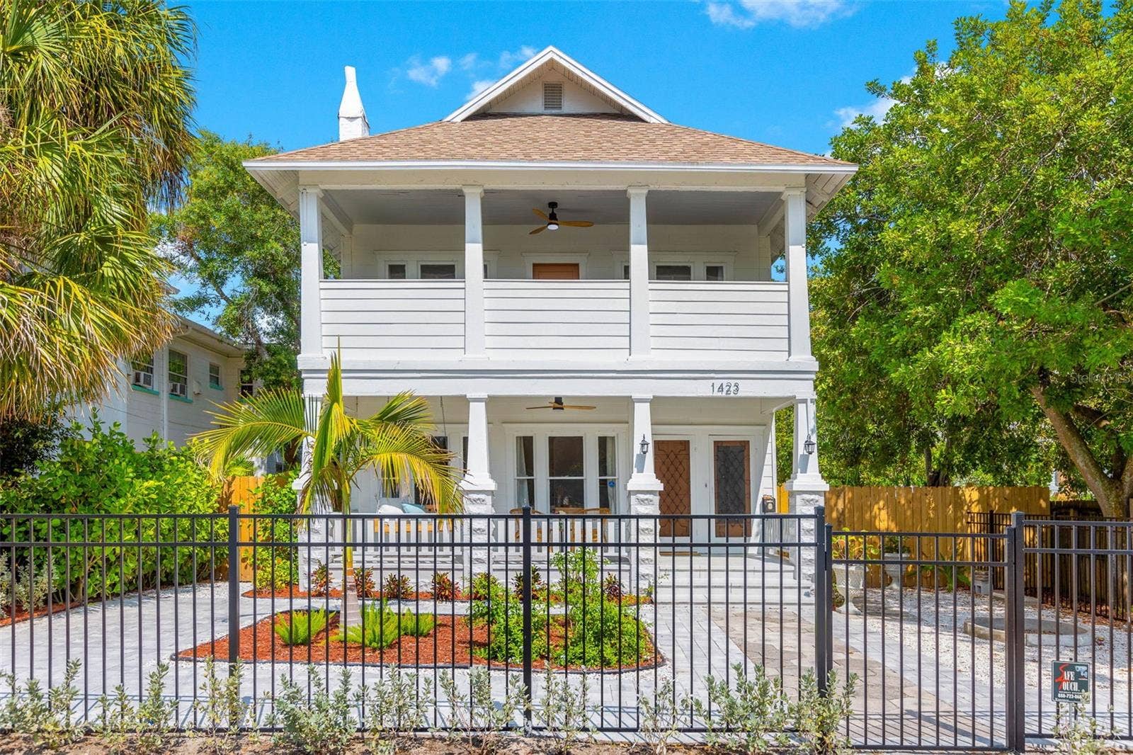 1423 DR MARTIN LUTHER KING JR STREET N, St Petersburg, FL 33704 1423 DR MARTIN LUTHER KING JR STREET N, St Petersburg, FL 33704