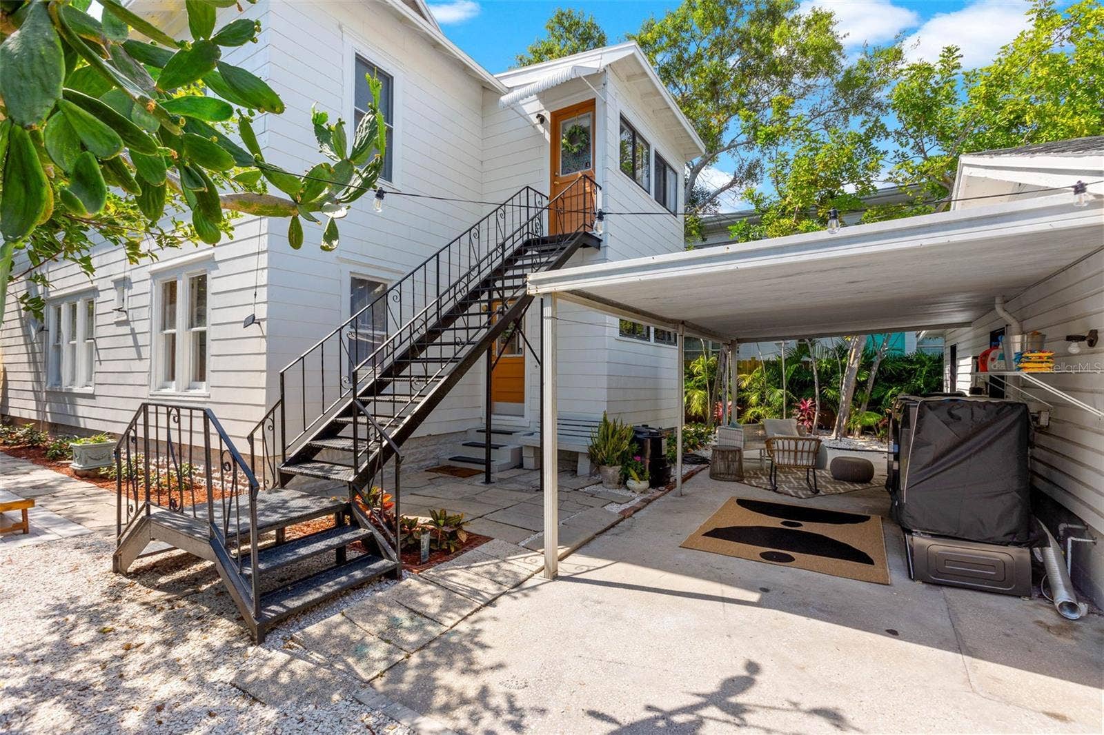 1423 DR MARTIN LUTHER KING JR STREET N, St Petersburg, FL 33704 1423 DR MARTIN LUTHER KING JR STREET N, St Petersburg, FL 33704