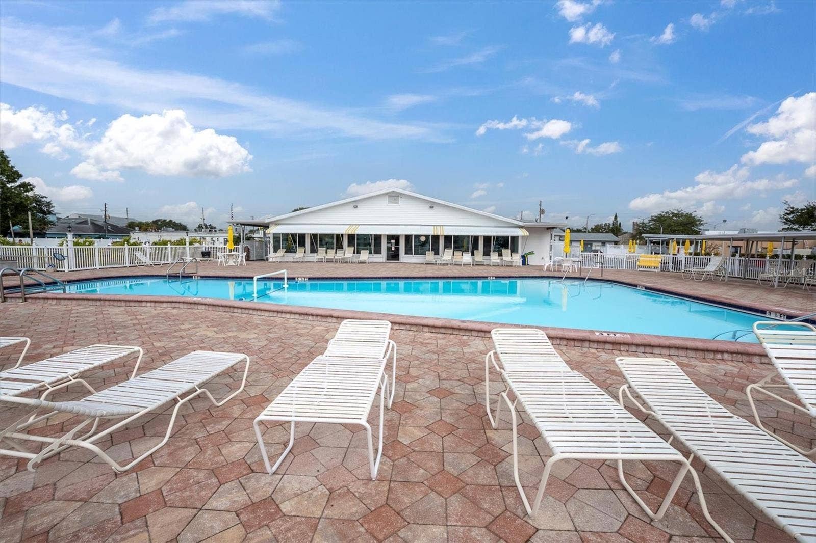 5850 21ST STREET N, #15, St Petersburg, FL 33714 Community Pool