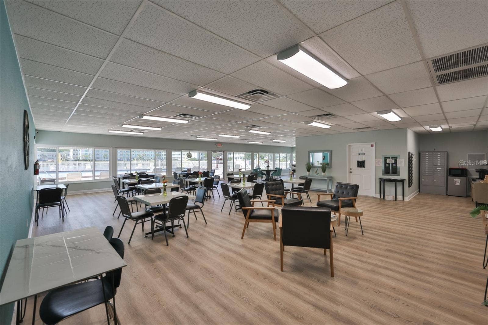 5850 21ST STREET N, #15, St Petersburg, FL 33714 Rec Building