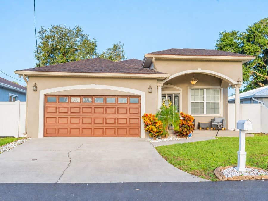 Property photo for 8930 N NEWPORT AVENUE, Tampa, FL