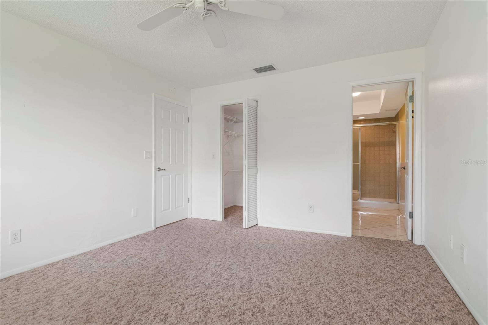 2569 LAURELWOOD DRIVE, #11B, Clearwater, FL 33763