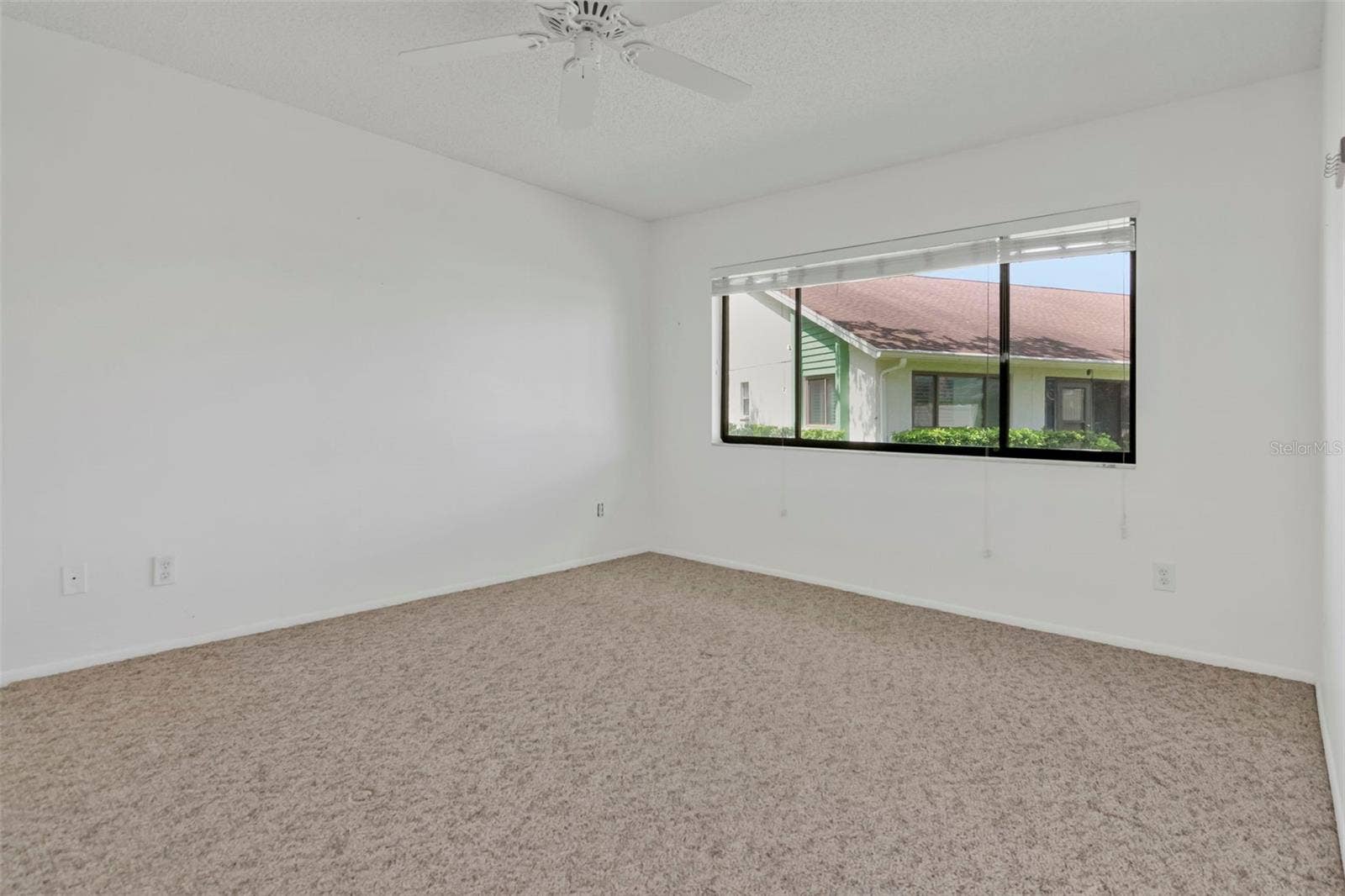 2569 LAURELWOOD DRIVE, #11B, Clearwater, FL 33763