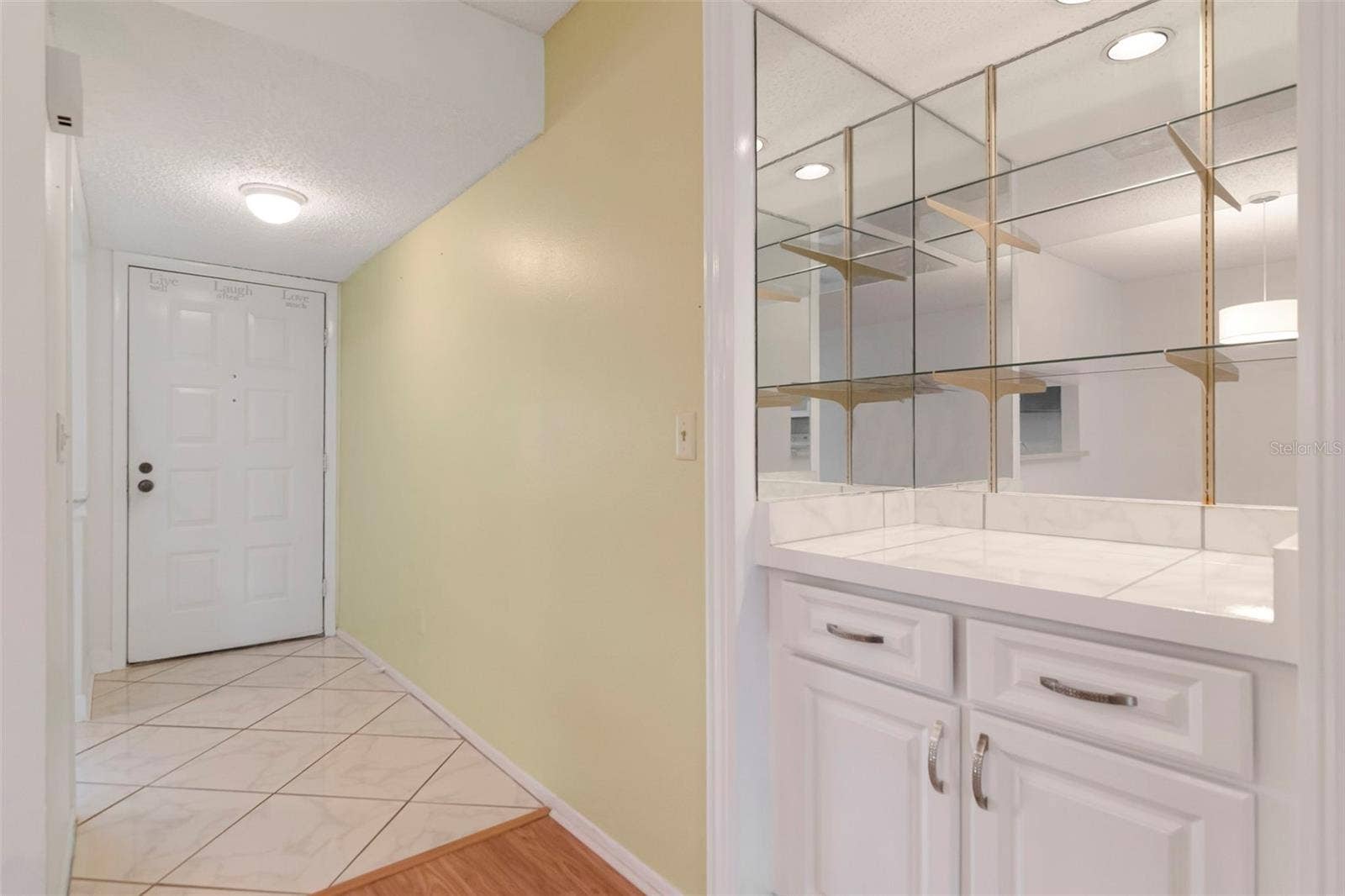 2569 LAURELWOOD DRIVE, #11B, Clearwater, FL 33763