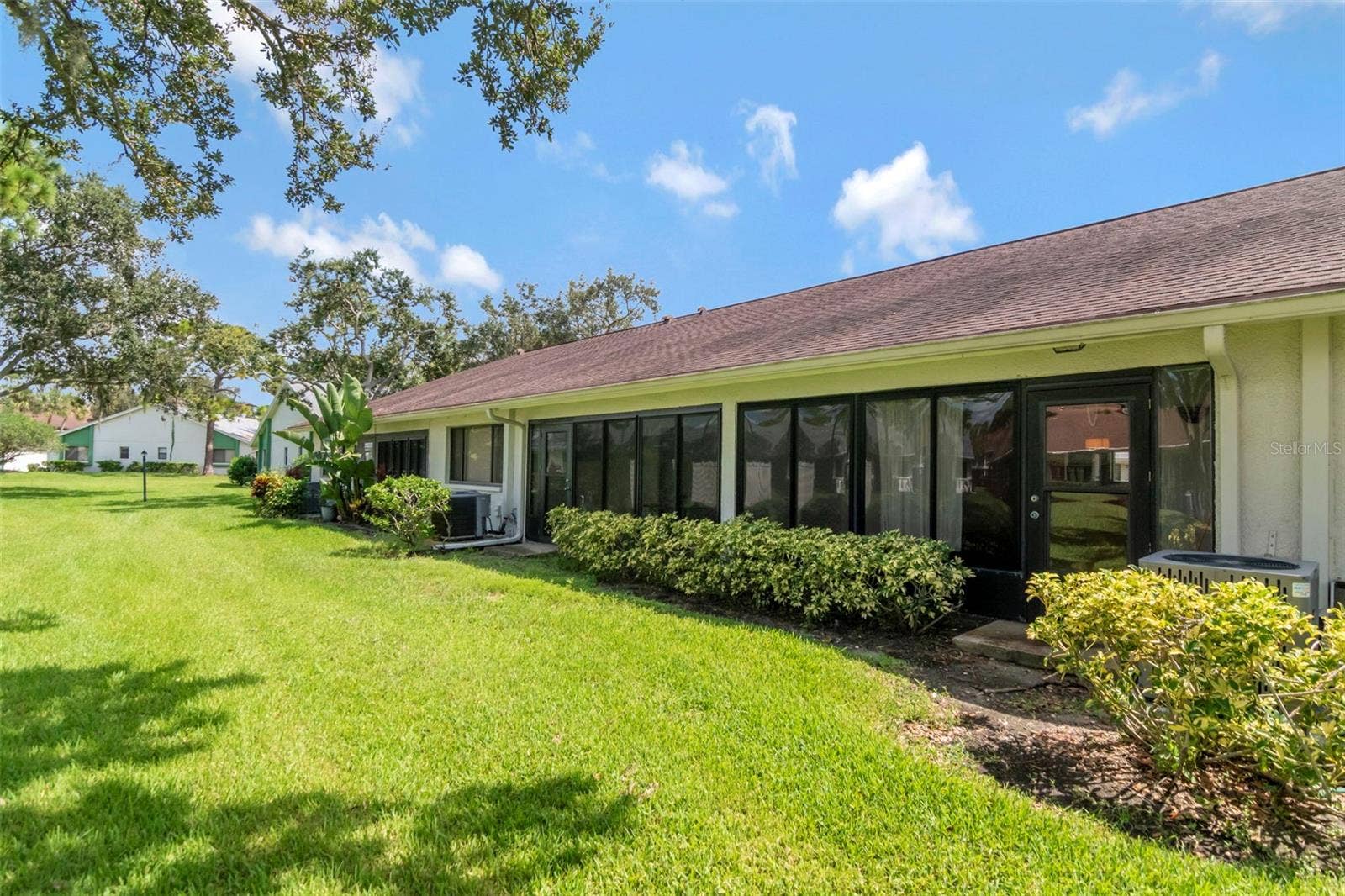 2569 LAURELWOOD DRIVE, #11B, Clearwater, FL 33763