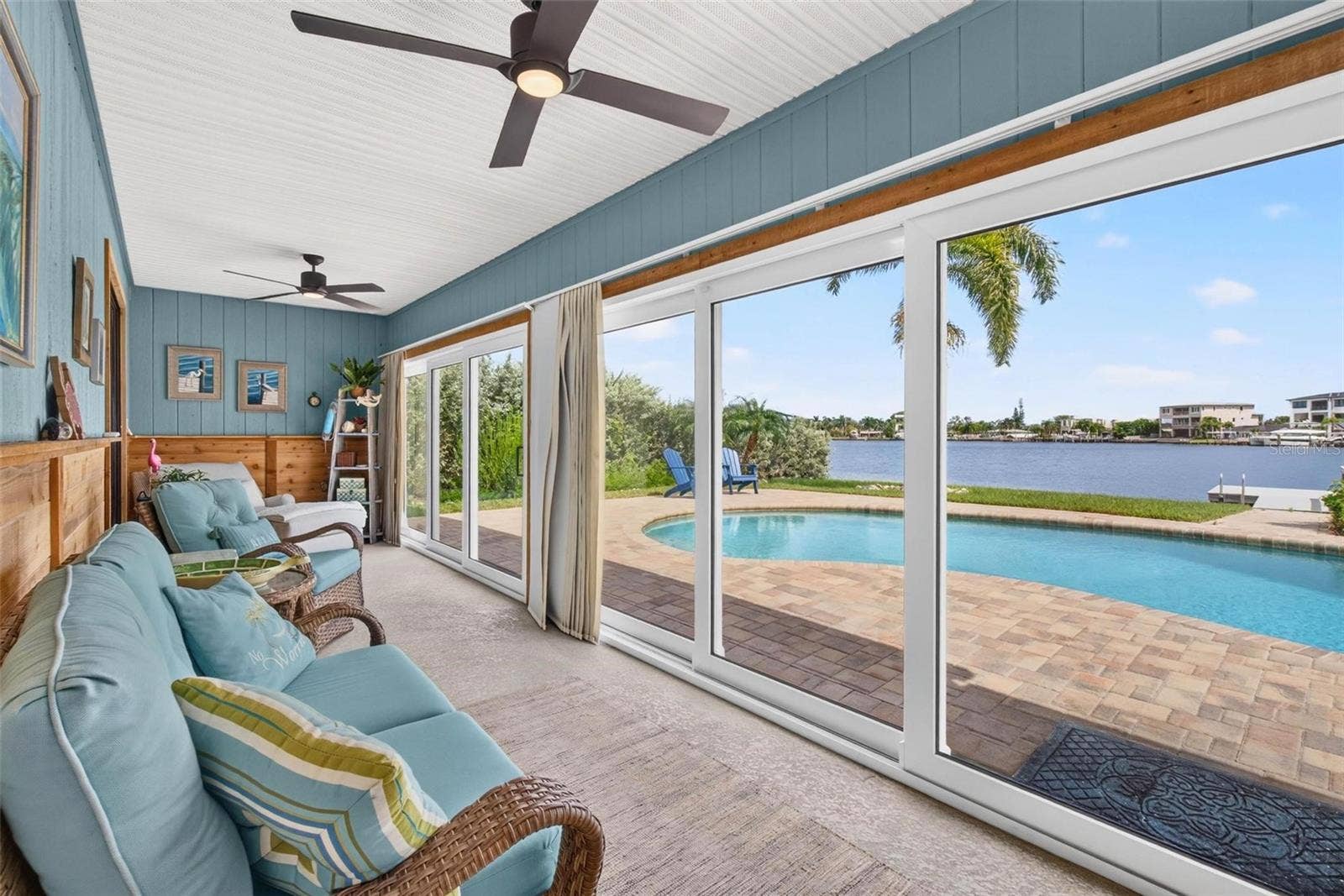53 DOLPHIN DRIVE, Treasure Island, FL 33706 Sunroom/Enclosed Patio
