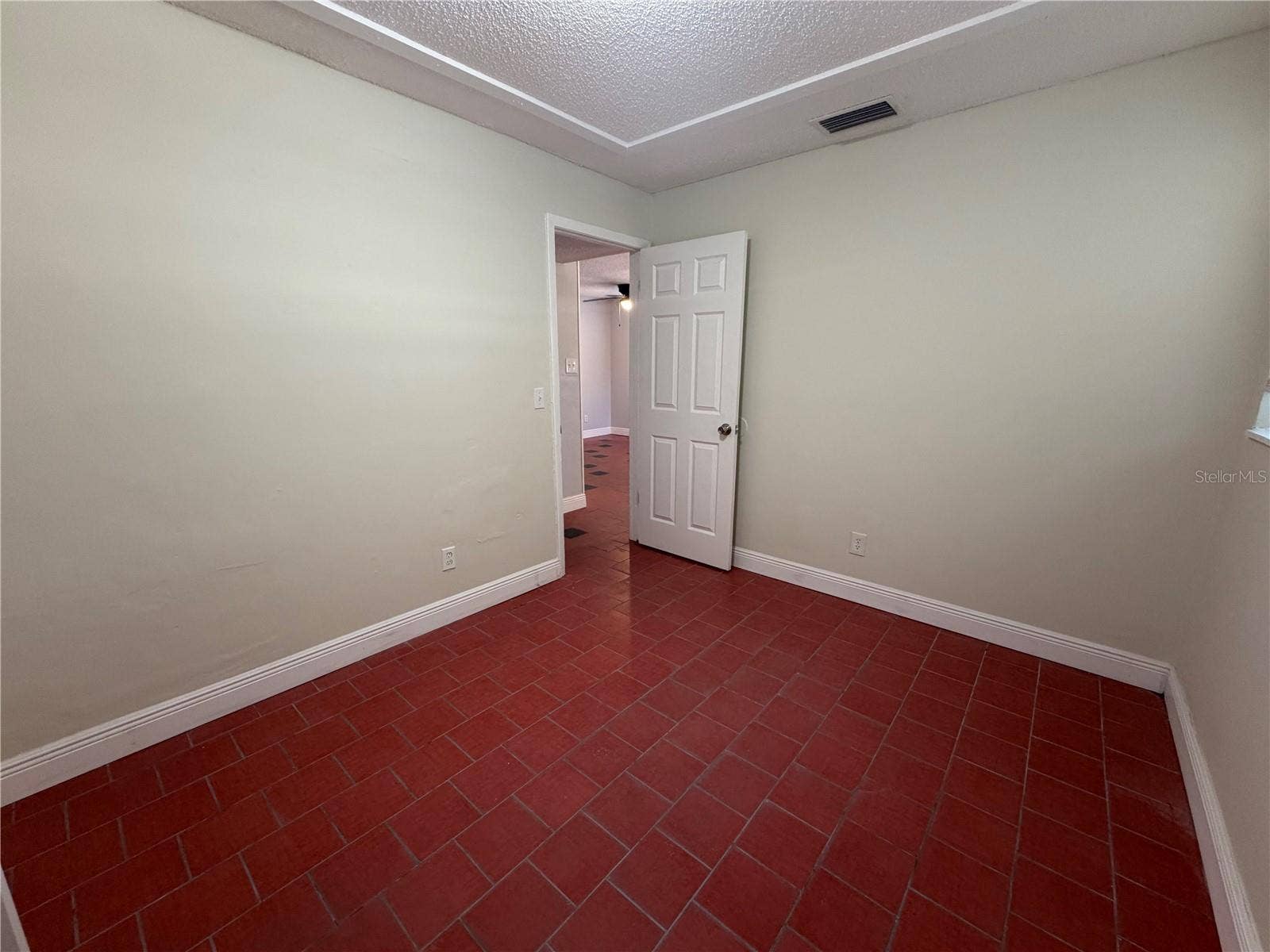 3096 GREEN ACRES AVENUE, Largo, FL 33771 3096 GREEN ACRES AVENUE, Largo, FL 33771