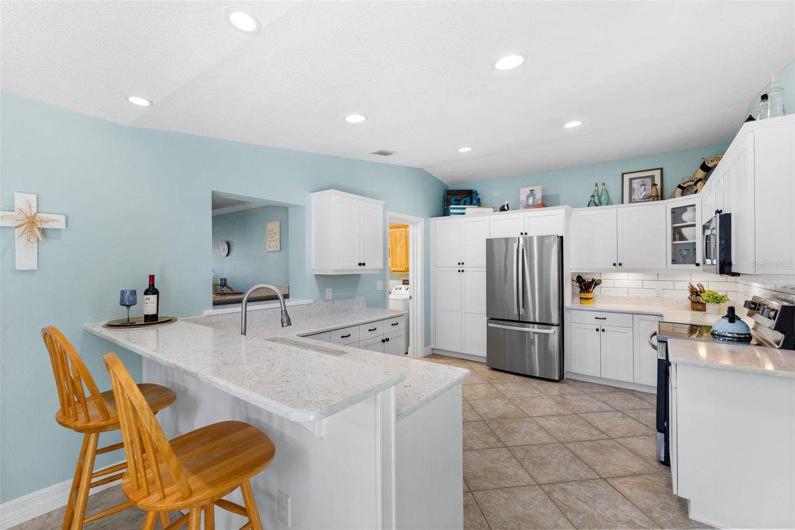 2287 CAROLYN DRIVE, Dunedin, FL 34698 2287 CAROLYN DRIVE, Dunedin, FL 34698