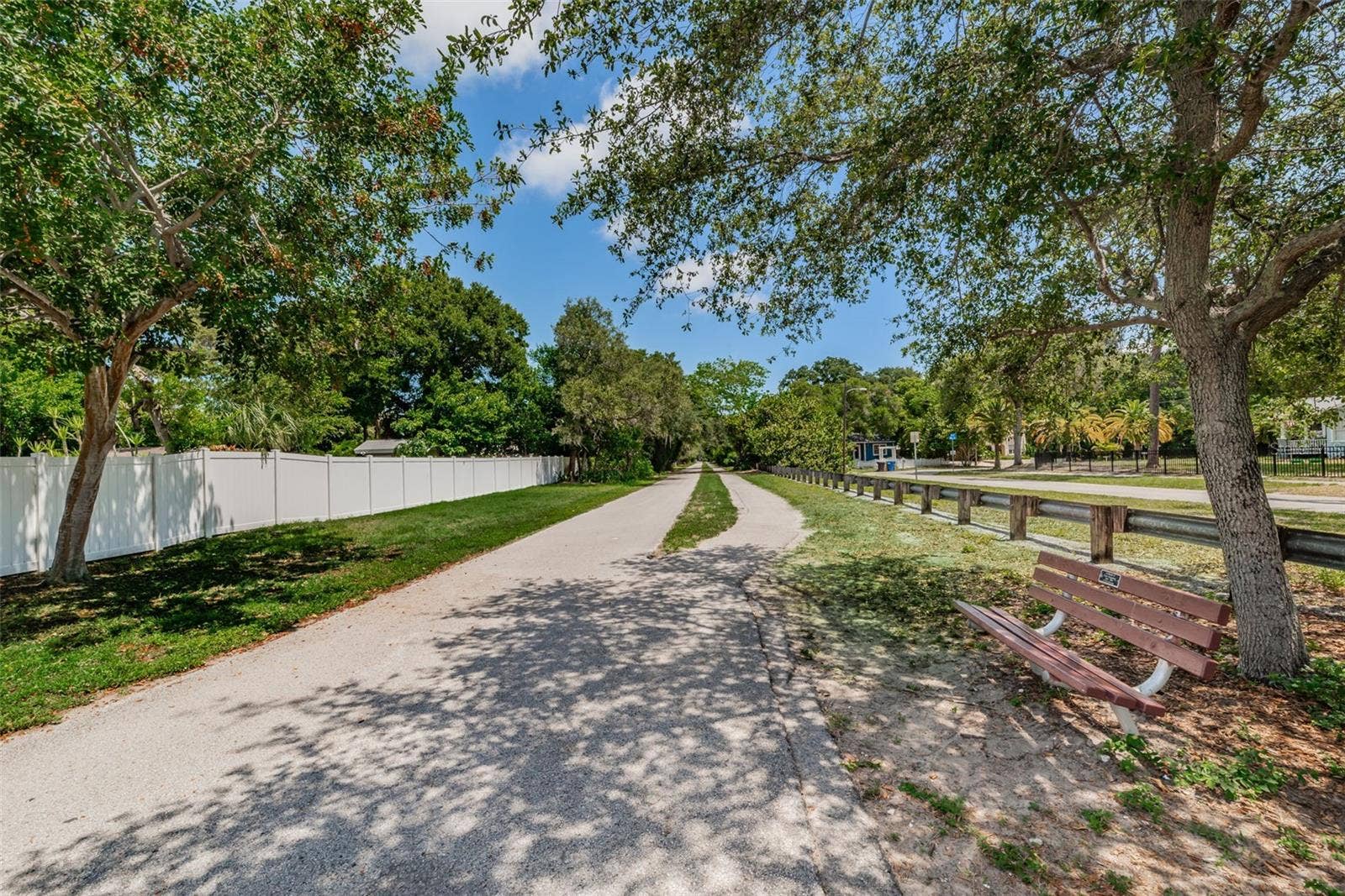 2287 CAROLYN DRIVE, Dunedin, FL 34698 Pinellas Trail