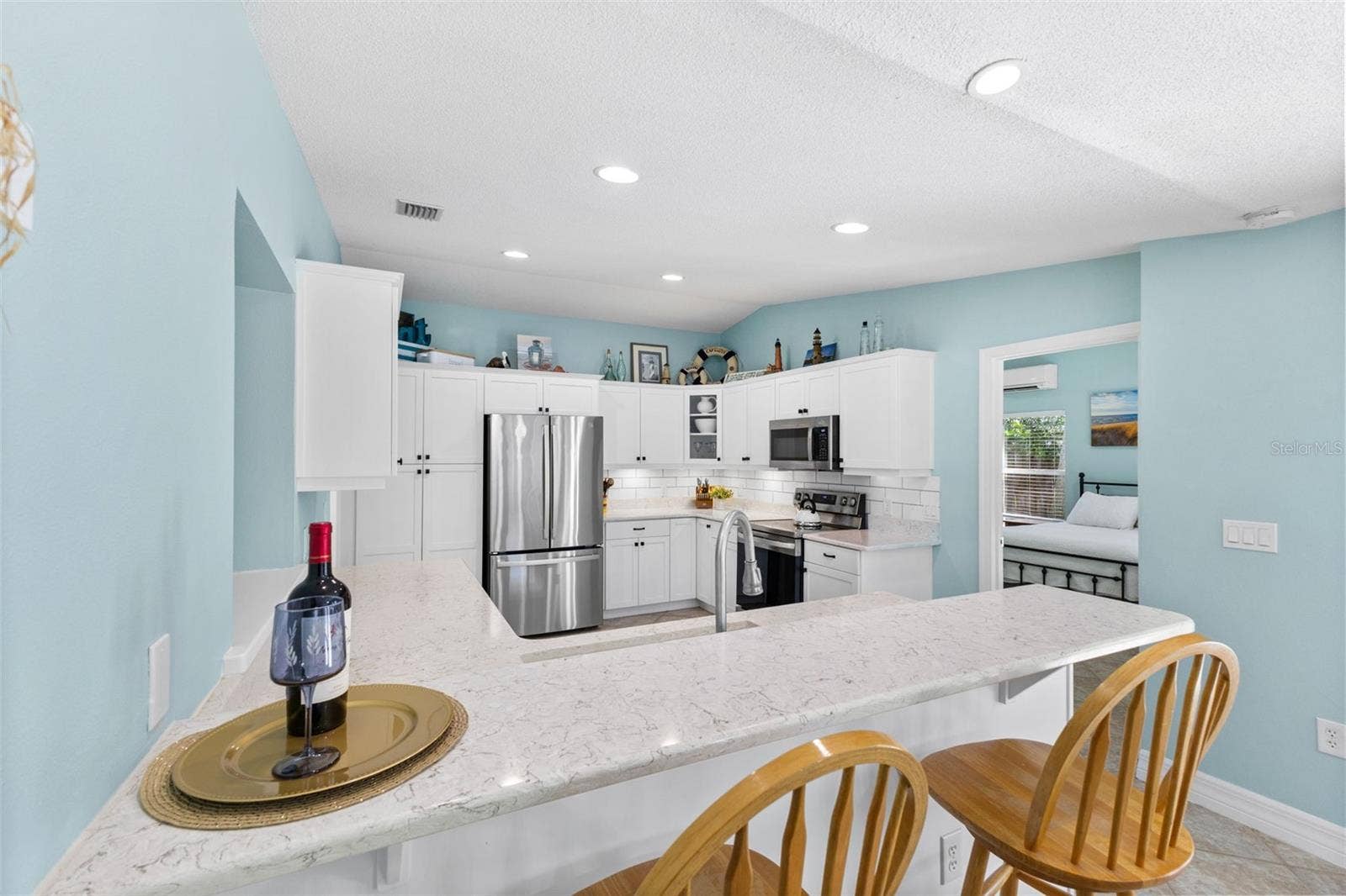2287 CAROLYN DRIVE, Dunedin, FL 34698 2287 CAROLYN DRIVE, Dunedin, FL 34698