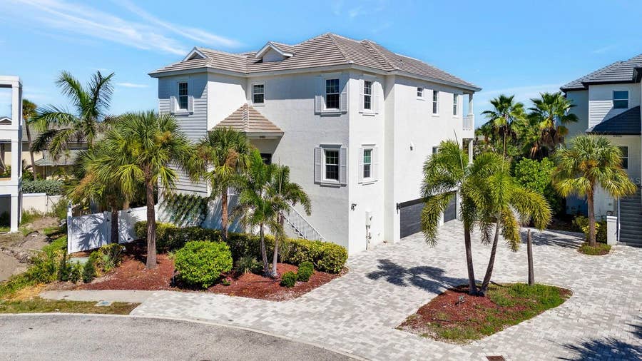Property photo for 6900 BOCHI CIRCLE, Sarasota, FL