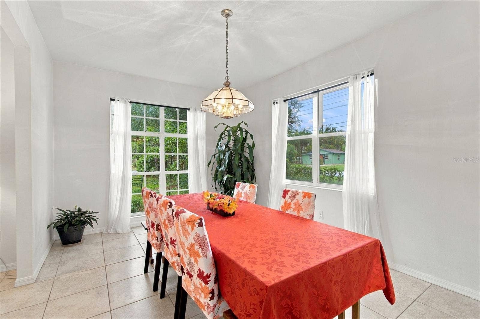 8102 STONEFIELD, Tampa, FL 33635 Separate Dining Room