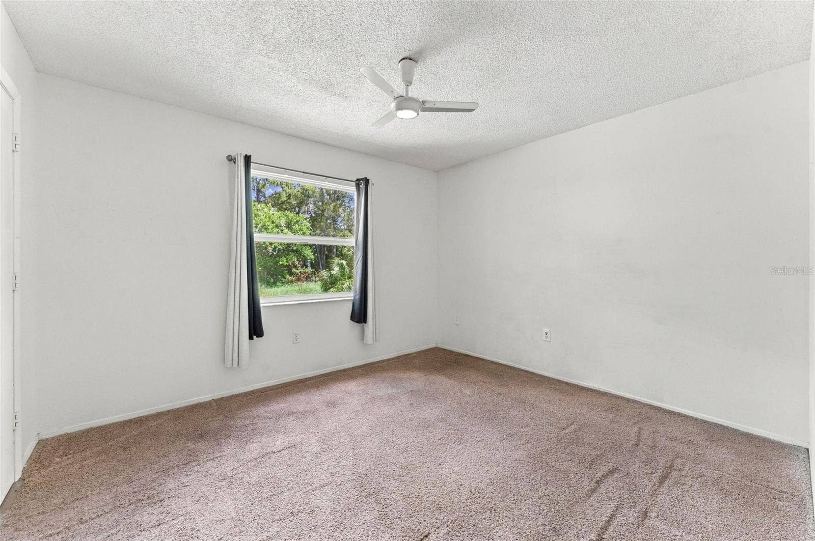 7303 RIVERBANK DRIVE, New Port Richey, FL 34655 Bedroom #1 with Ensuite Bathroom