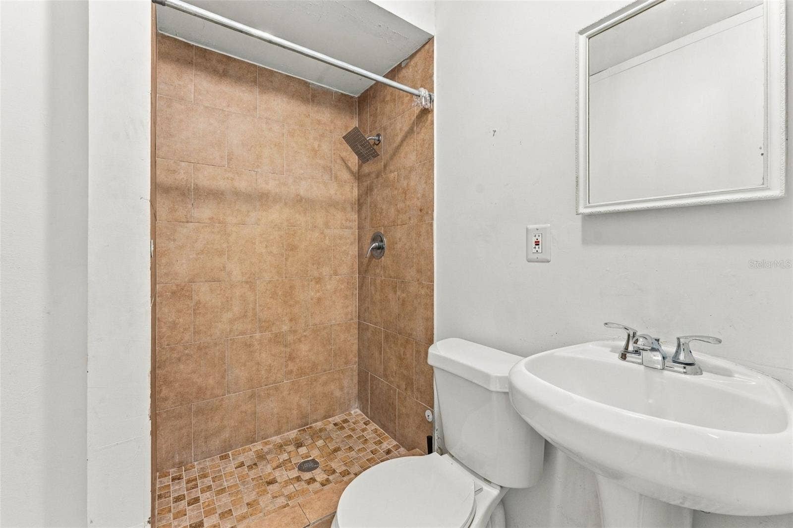 7303 RIVERBANK DRIVE, New Port Richey, FL 34655 Primary Bathroom with walk-in shower