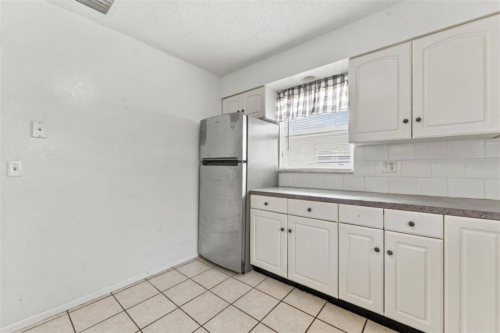 7303 RIVERBANK DRIVE, New Port Richey, FL 34655 Bright Kitchen