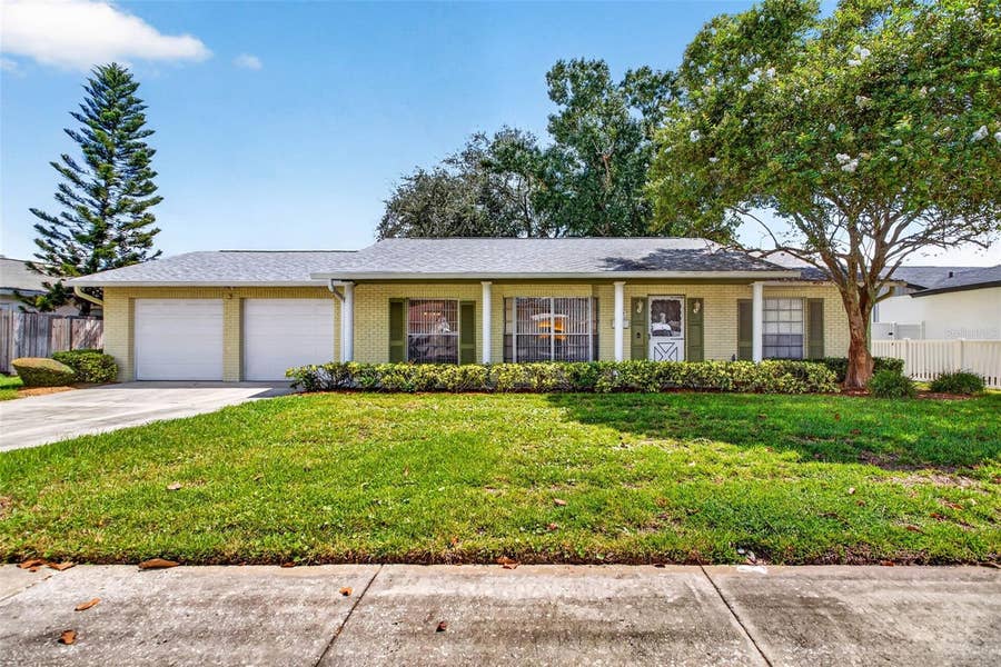 Property photo for 8512 WOODWICK COURT, Tampa, FL