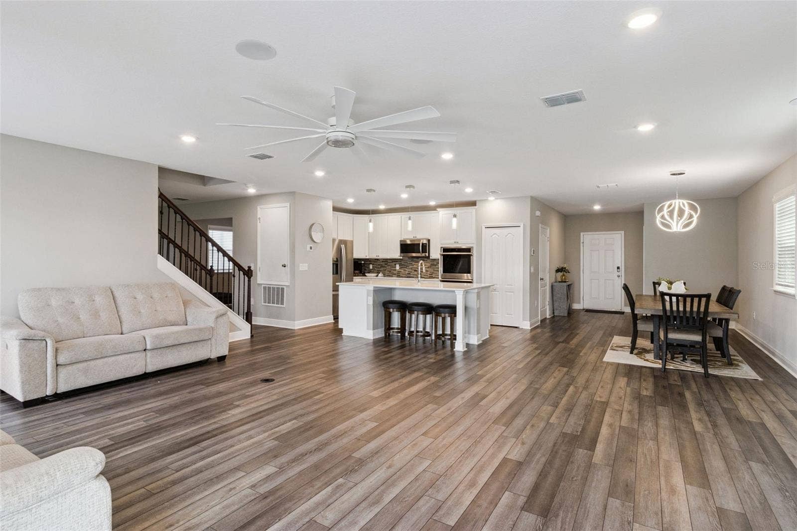 7840 ABBY BROOKS CIRCLE, Wesley Chapel, FL 33545 7840 ABBY BROOKS CIRCLE, Wesley Chapel, FL 33545