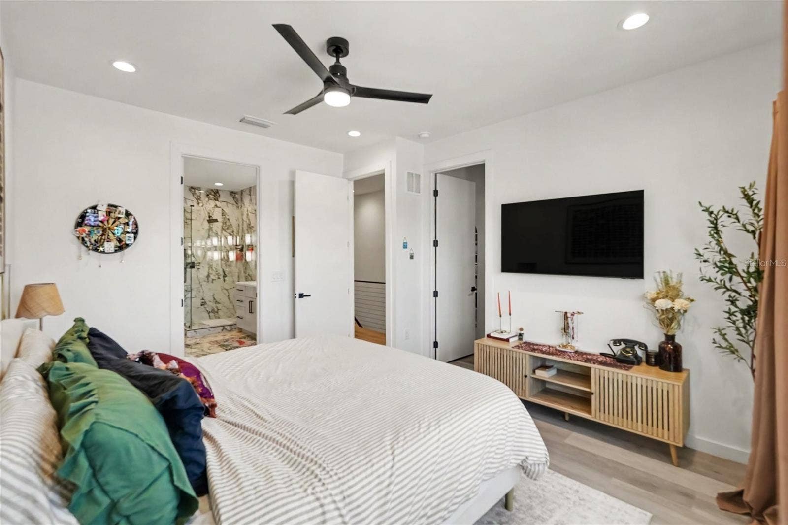 1st Floor Bedroom