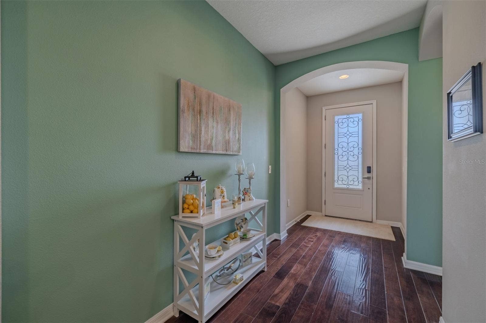 9123 RAES CREEK PLACE, Palmetto, FL 34221 Entry way to display your collection