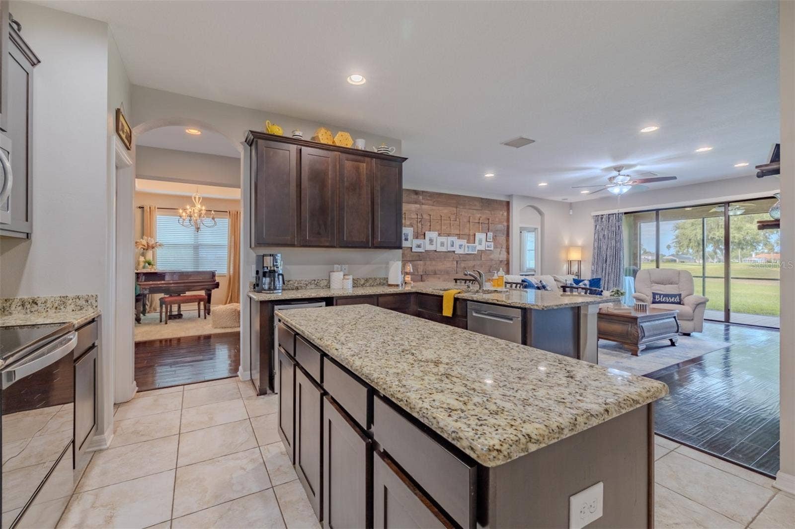 9123 RAES CREEK PLACE, Palmetto, FL 34221 Chef inspired kitchen for all those family gatherings