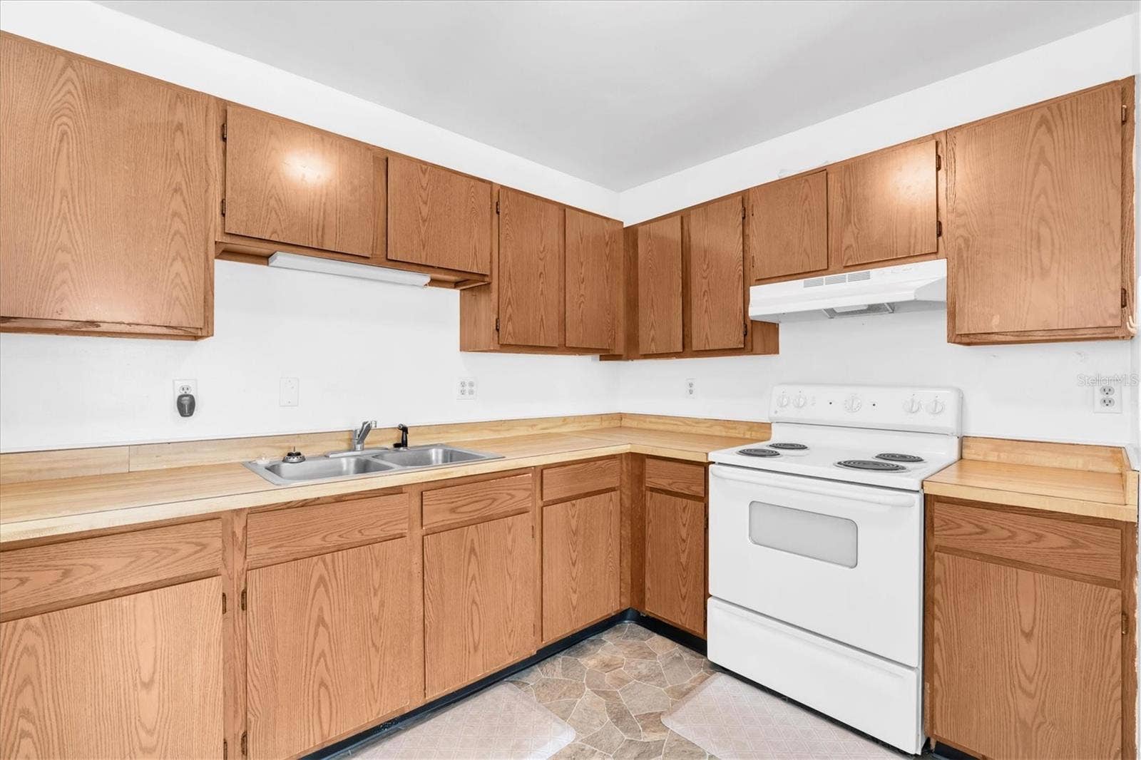 373 5TH STREET NW, Largo, FL 33770 373B