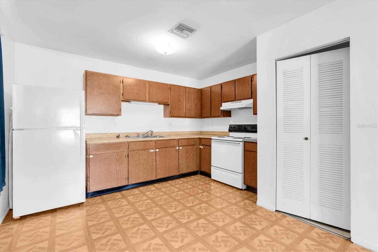 373 5TH STREET NW, Largo, FL 33770 375B