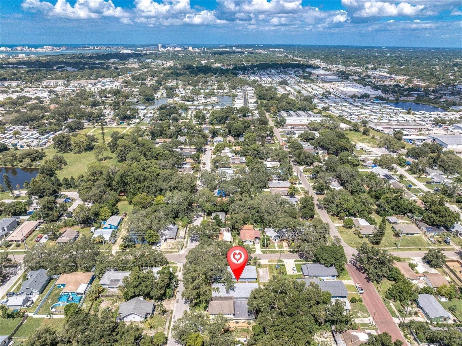 373 5TH STREET NW, Largo, FL 33770 373 5TH STREET NW, Largo, FL 33770