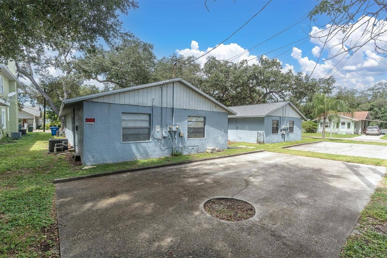 373 5TH STREET NW, Largo, FL 33770 373 5TH STREET NW, Largo, FL 33770