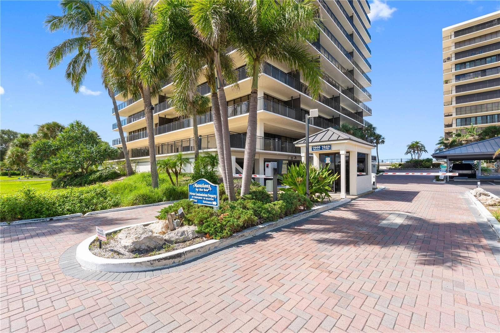 7600 BAYSHORE DRIVE, #606, Treasure Island, FL 33706 7600 BAYSHORE DRIVE, #606, Treasure Island, FL 33706