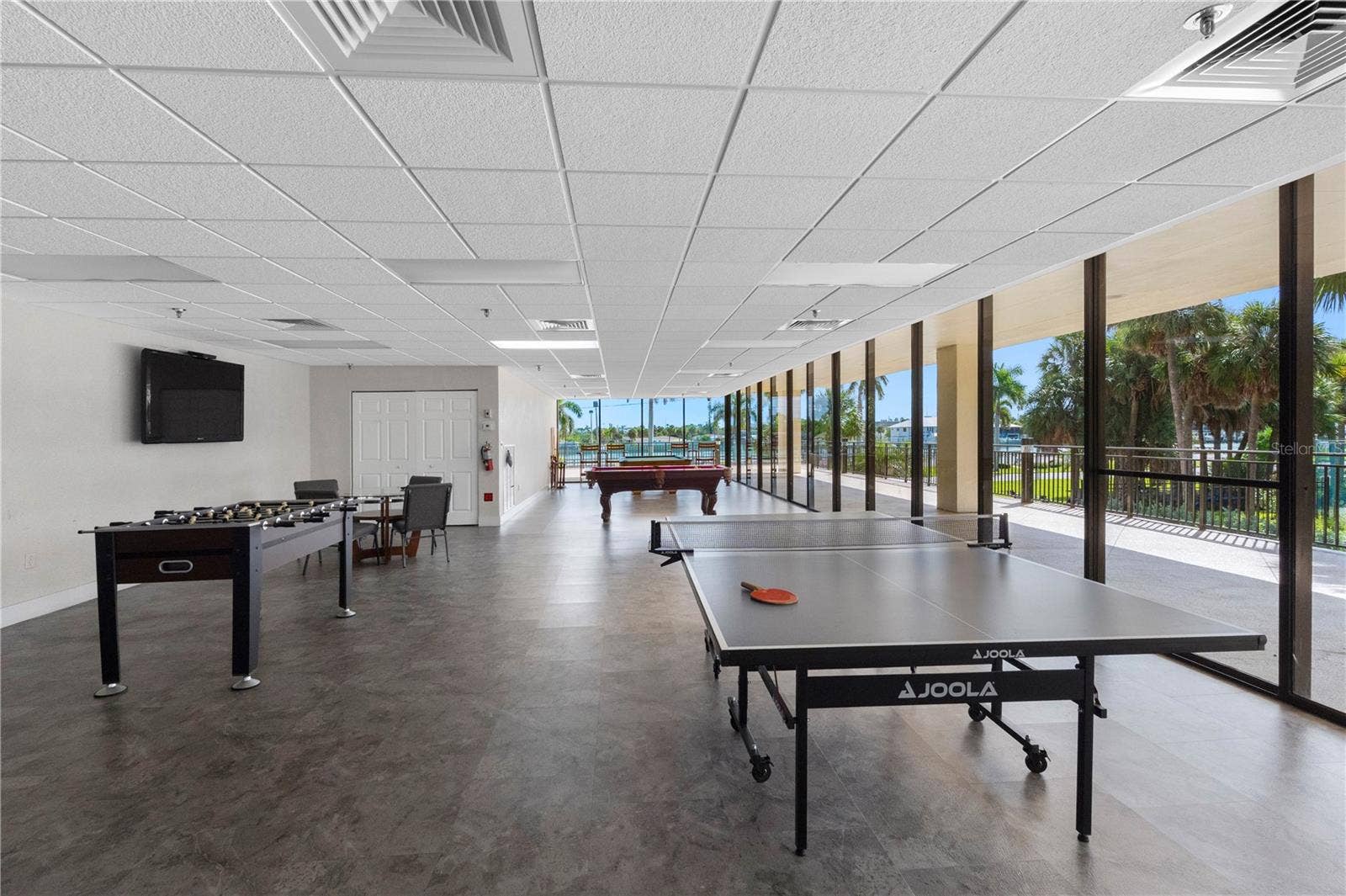 7600 BAYSHORE DRIVE, #606, Treasure Island, FL 33706 Game room