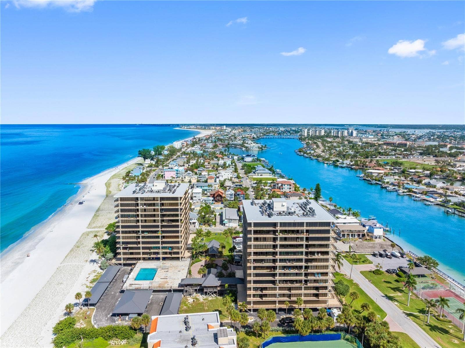 7600 BAYSHORE DRIVE, #606, Treasure Island, FL 33706 7600 BAYSHORE DRIVE, #606, Treasure Island, FL 33706