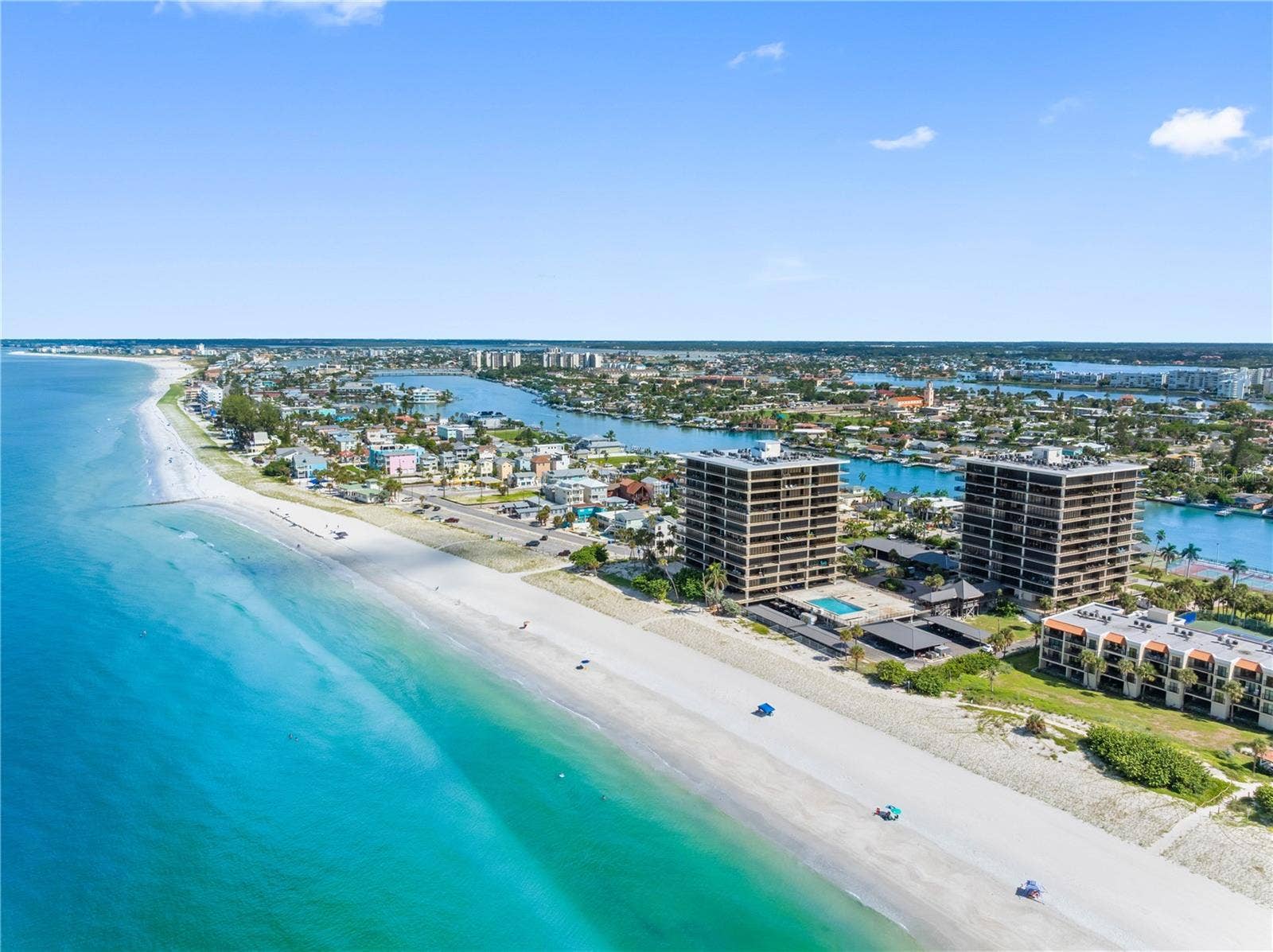 7600 BAYSHORE DRIVE, #606, Treasure Island, FL 33706 7600 BAYSHORE DRIVE, #606, Treasure Island, FL 33706