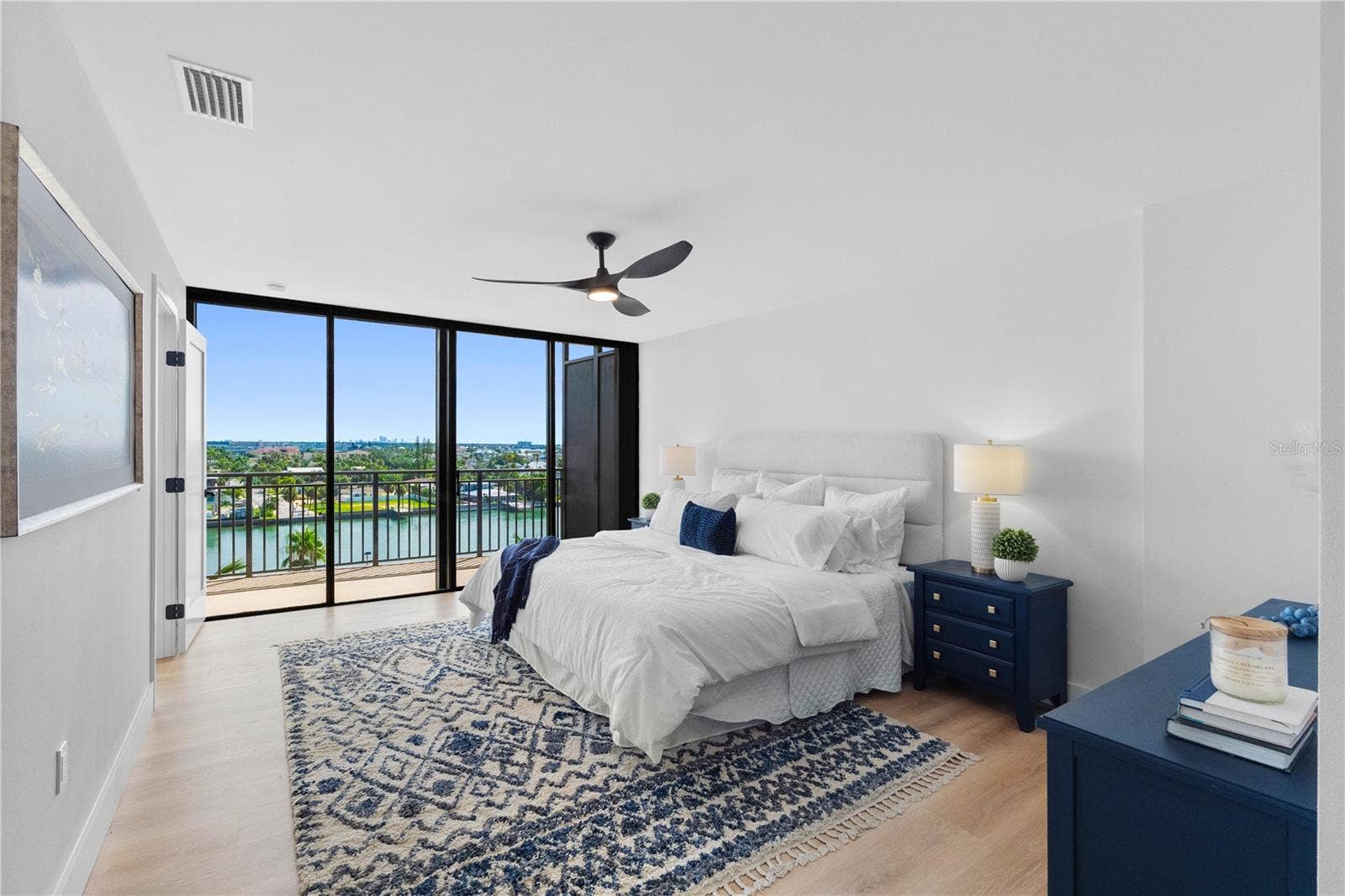 7600 BAYSHORE DRIVE, #606, Treasure Island, FL 33706 7600 BAYSHORE DRIVE, #606, Treasure Island, FL 33706