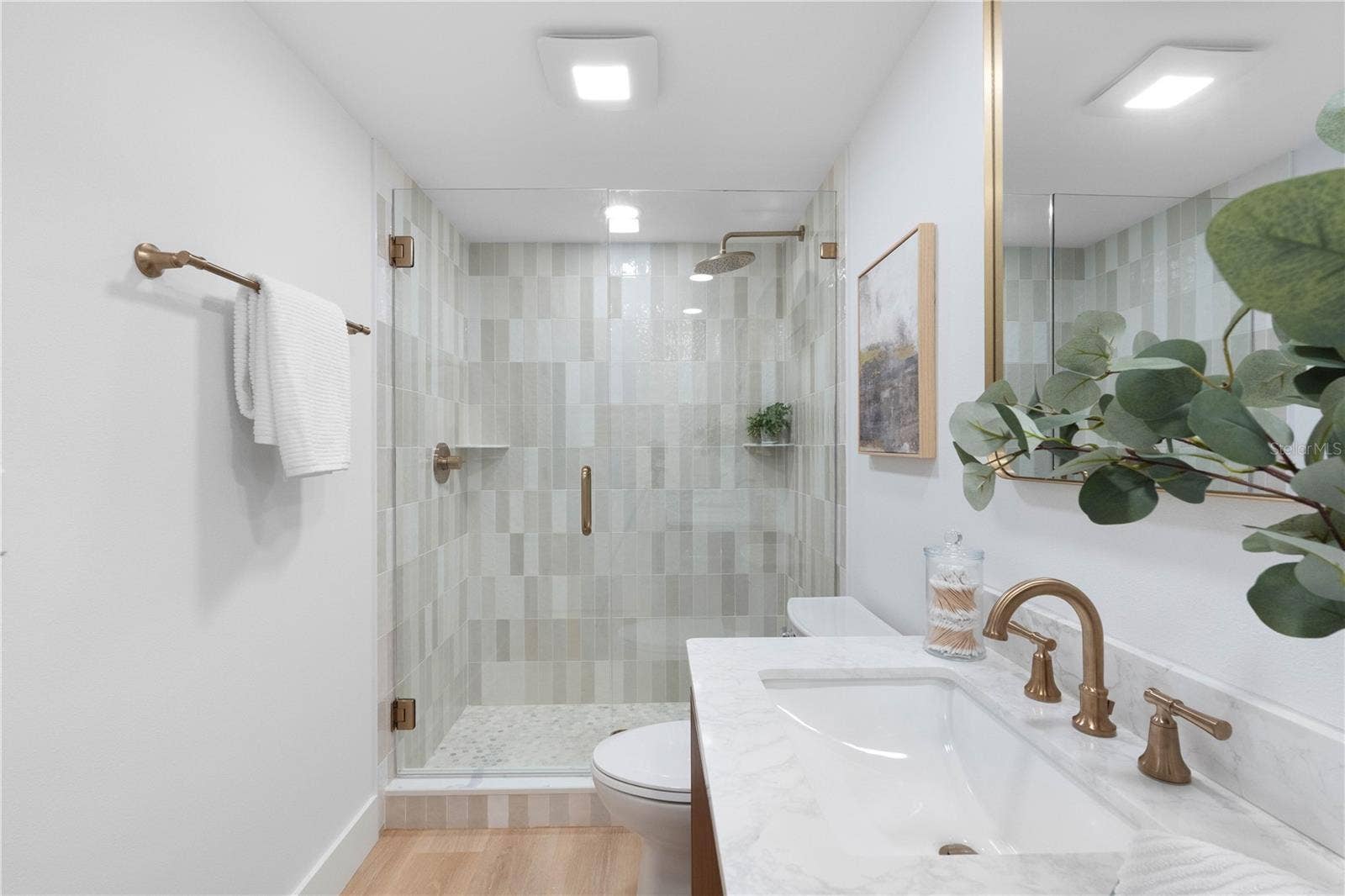 7600 BAYSHORE DRIVE, #606, Treasure Island, FL 33706 Master bath