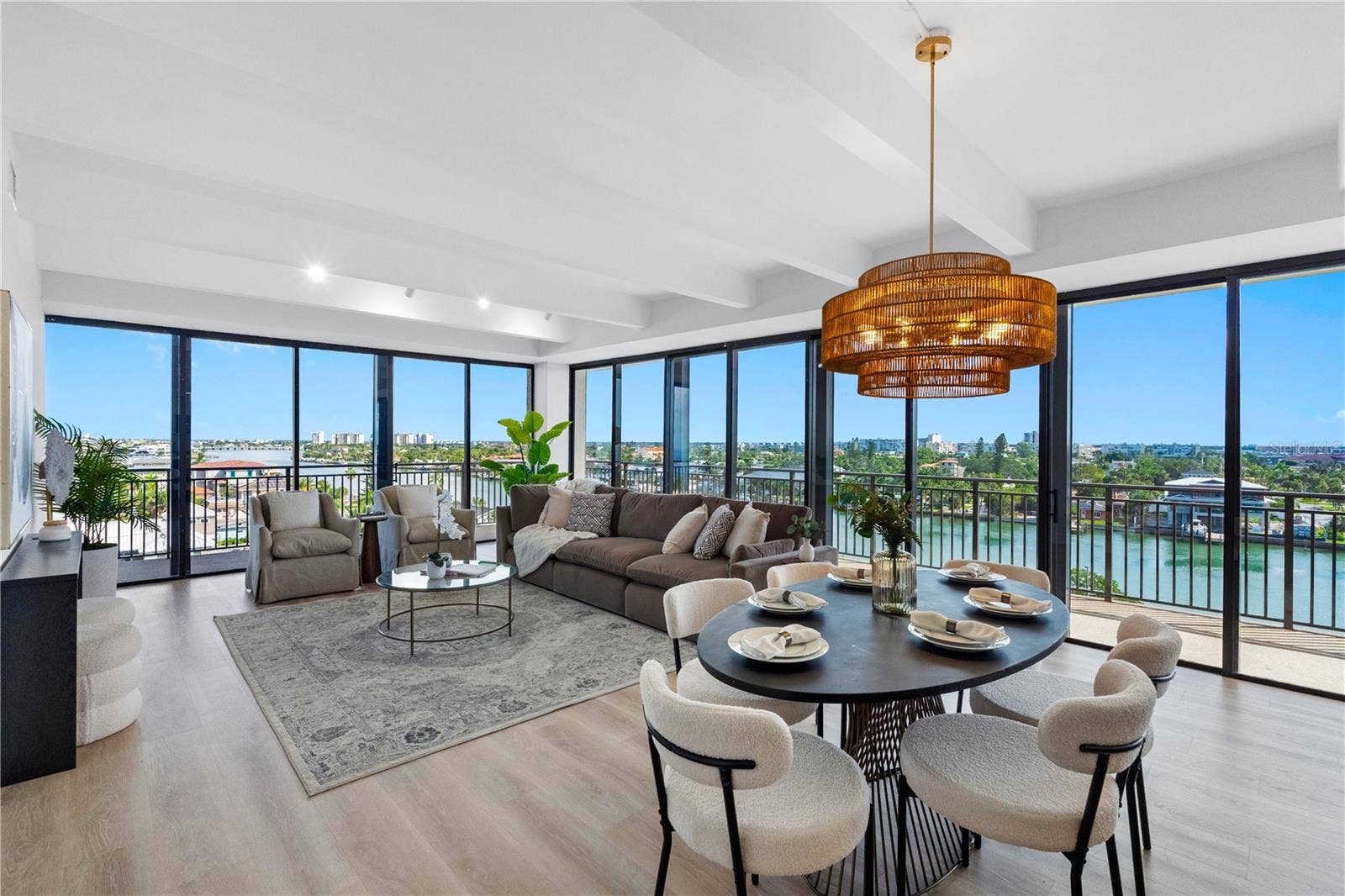 7600 BAYSHORE DRIVE, #606, Treasure Island, FL 33706 7600 BAYSHORE DRIVE, #606, Treasure Island, FL 33706