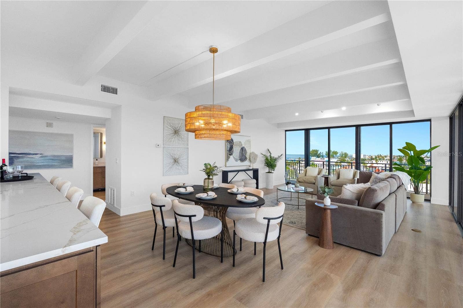 7600 BAYSHORE DRIVE, #606, Treasure Island, FL 33706 7600 BAYSHORE DRIVE, #606, Treasure Island, FL 33706