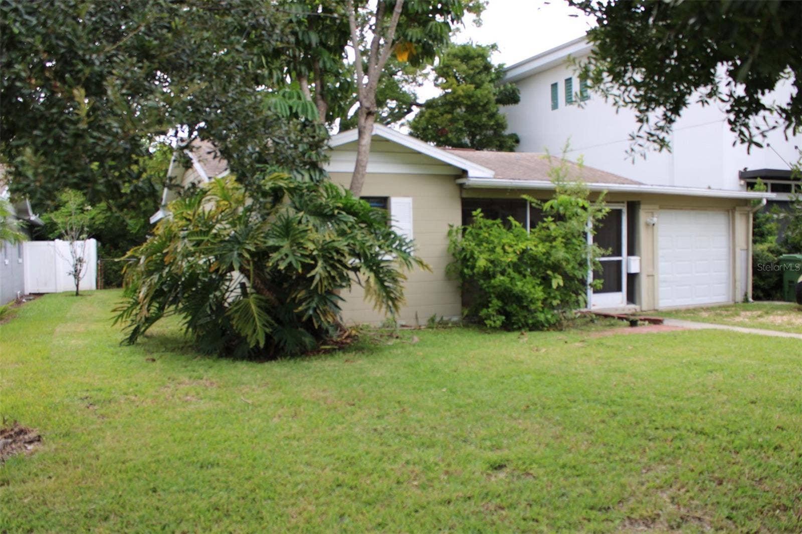 316 COMO STREET, Tampa, FL 33606 316 COMO STREET, Tampa, FL 33606