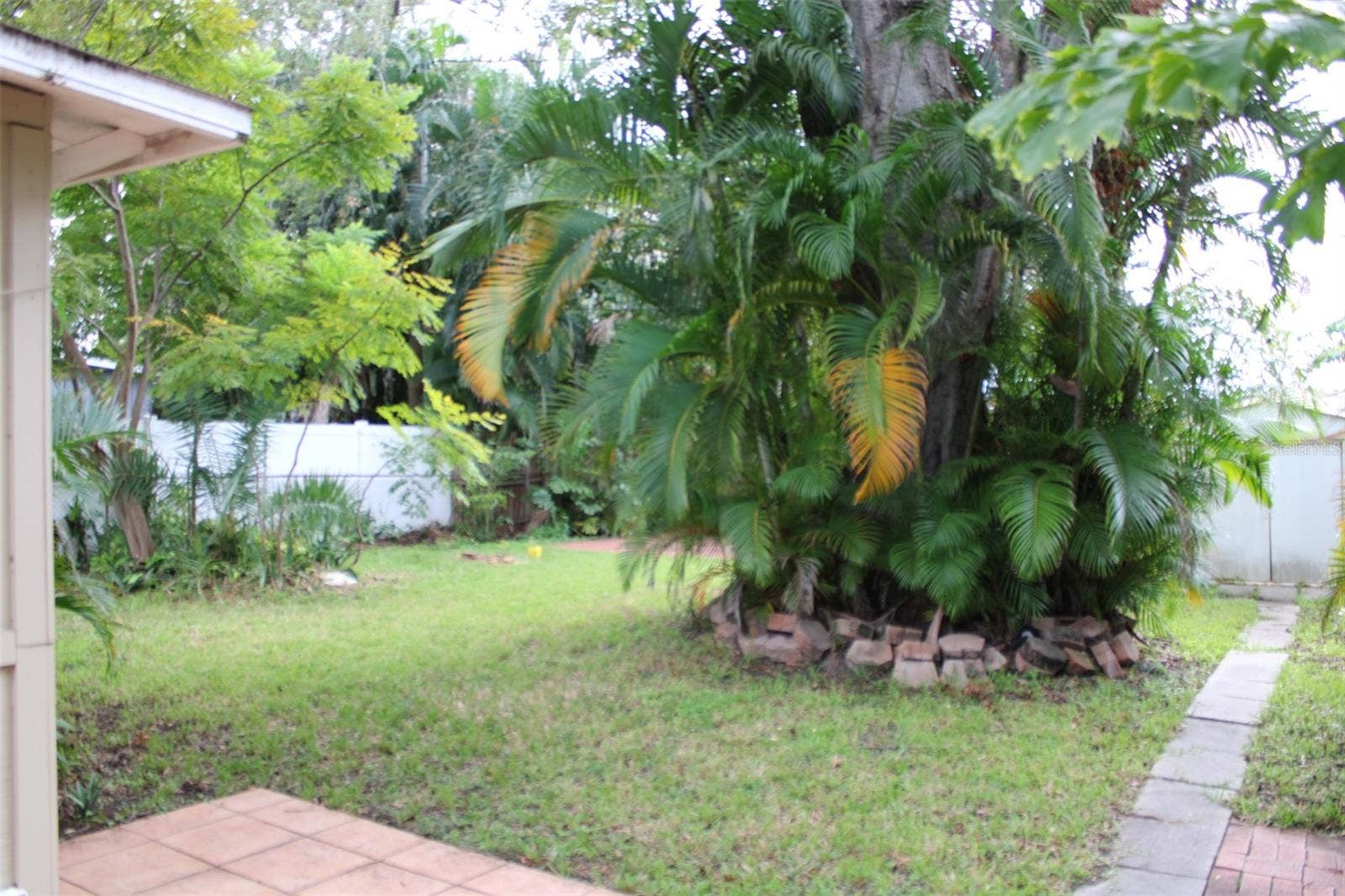 316 COMO STREET, Tampa, FL 33606 316 COMO STREET, Tampa, FL 33606