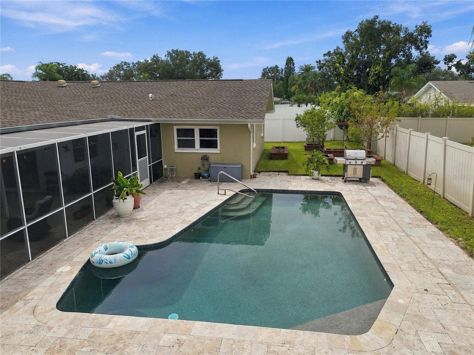 1967 ARVIS CIRCLE E, Clearwater, FL 33764 Saltwater pool