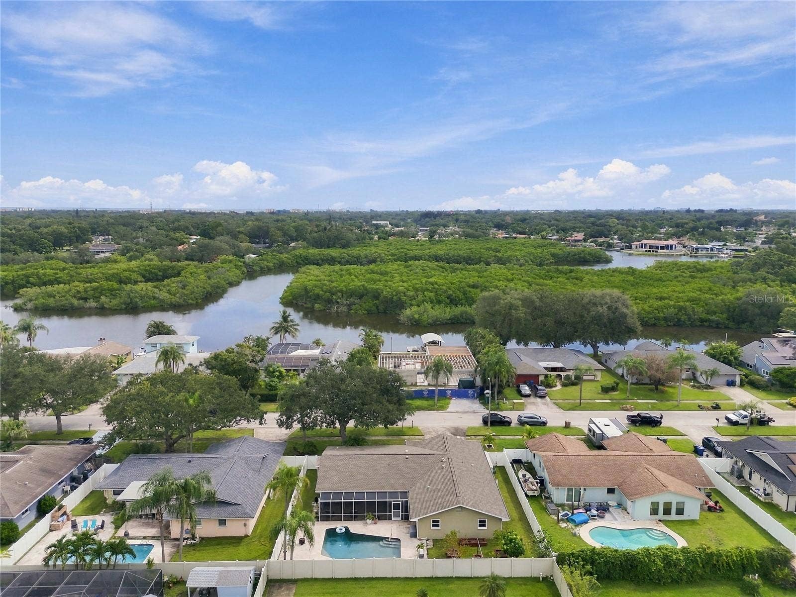 1967 ARVIS CIRCLE E, Clearwater, FL 33764 Largo is a beautiful place to call home