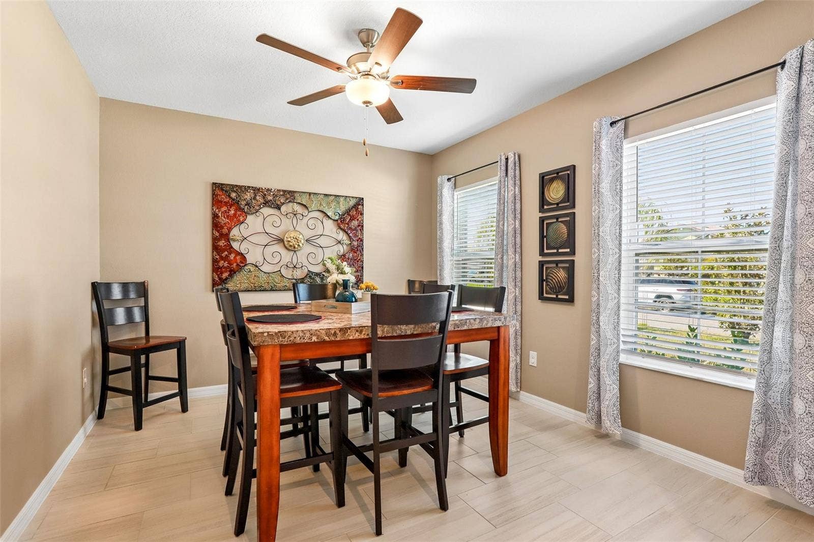 4048 CAPRI COAST DRIVE, Plant City, FL 33565 4048 CAPRI COAST DRIVE, Plant City, FL 33565