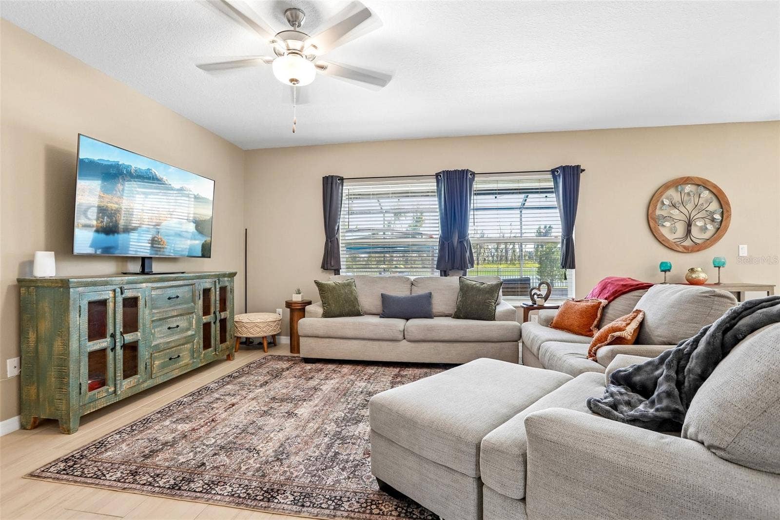 4048 CAPRI COAST DRIVE, Plant City, FL 33565 4048 CAPRI COAST DRIVE, Plant City, FL 33565