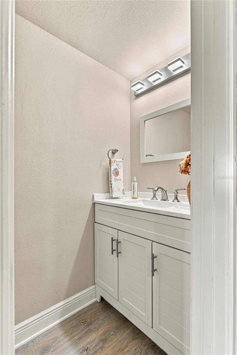1202 BRIGADOON DRIVE, Clearwater, FL 33759 Half Bath
