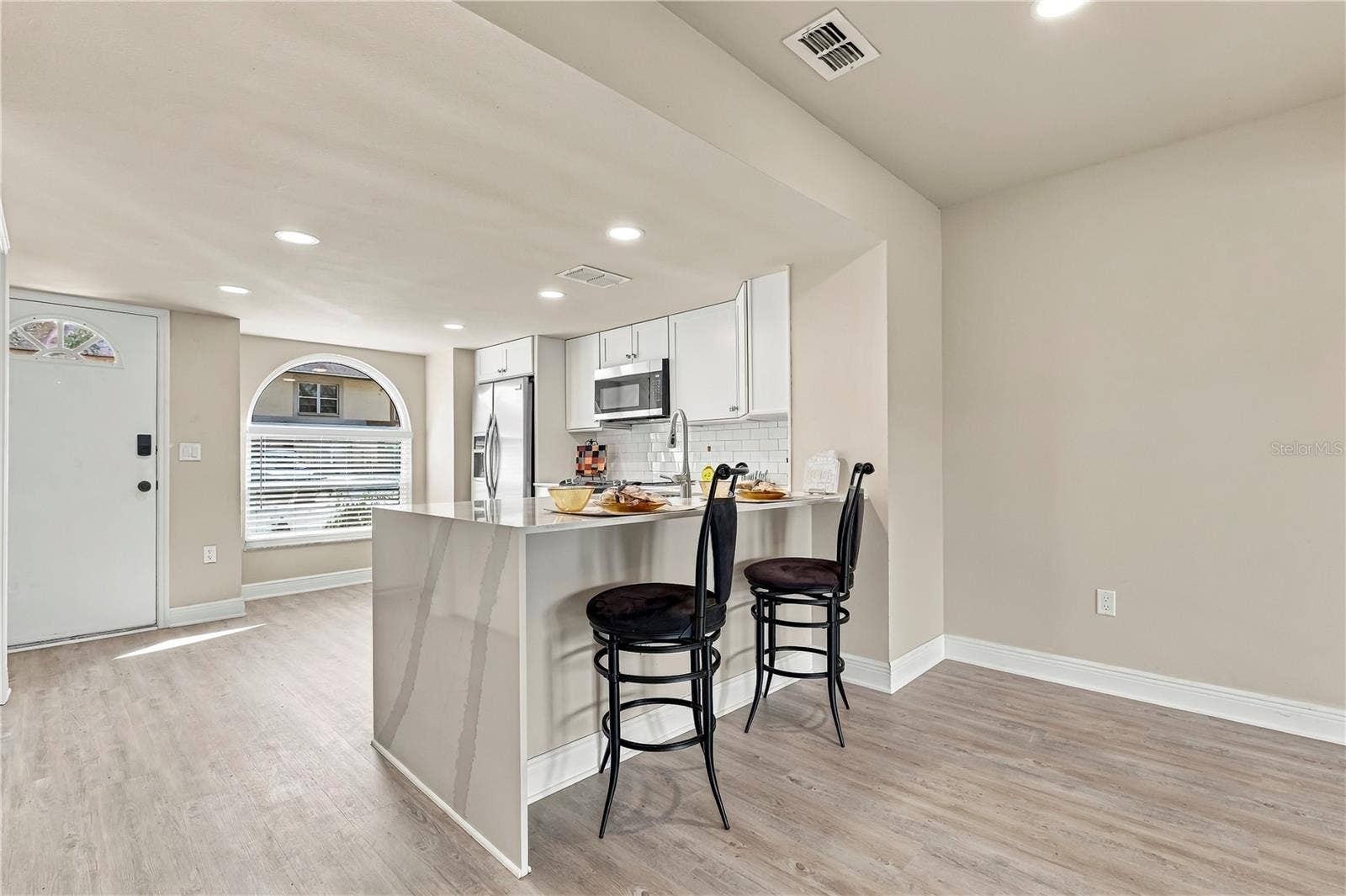 1202 BRIGADOON DRIVE, Clearwater, FL 33759 1202 BRIGADOON DRIVE, Clearwater, FL 33759