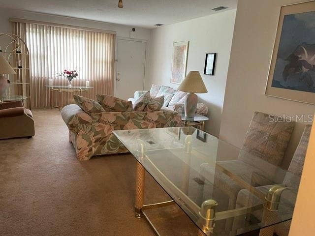 5247 81ST STREET N, #5, St Petersburg, FL 33709 Expansive Dining Area