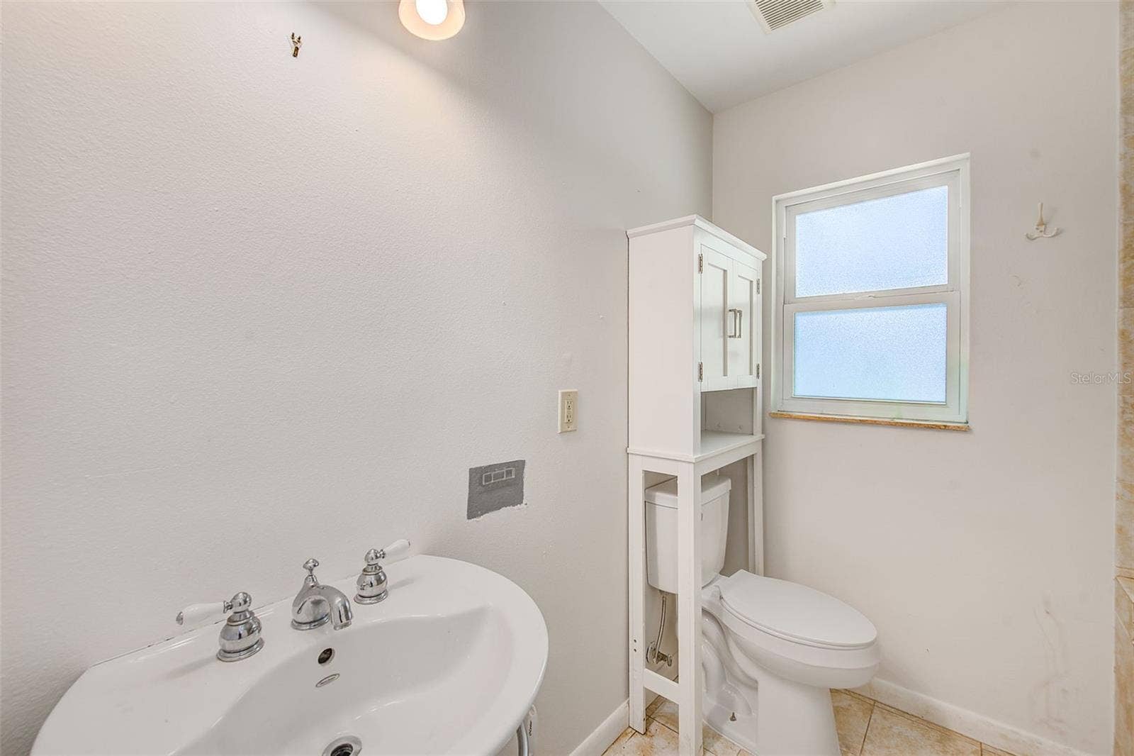 303 SAINT AUGUSTINE AVENUE, Temple Terrace, FL 33617 303 SAINT AUGUSTINE AVENUE, Temple Terrace, FL 33617