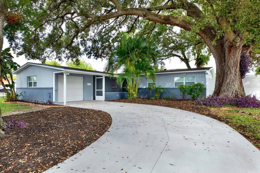 Property photo for 7505 W HENRY AVENUE, Tampa, FL